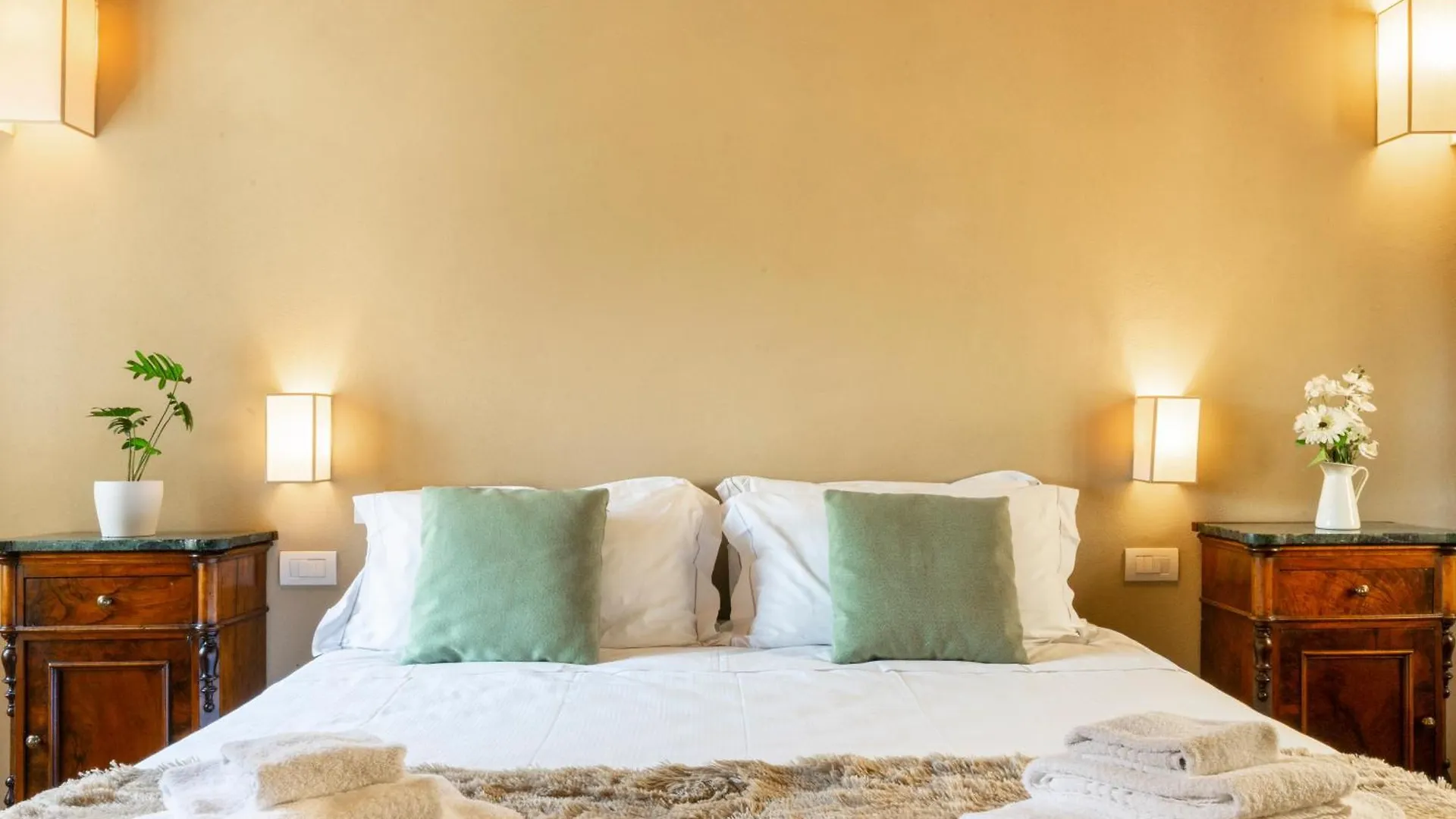 Lux Penthouse Palazzo Strozzi Apartment Florence