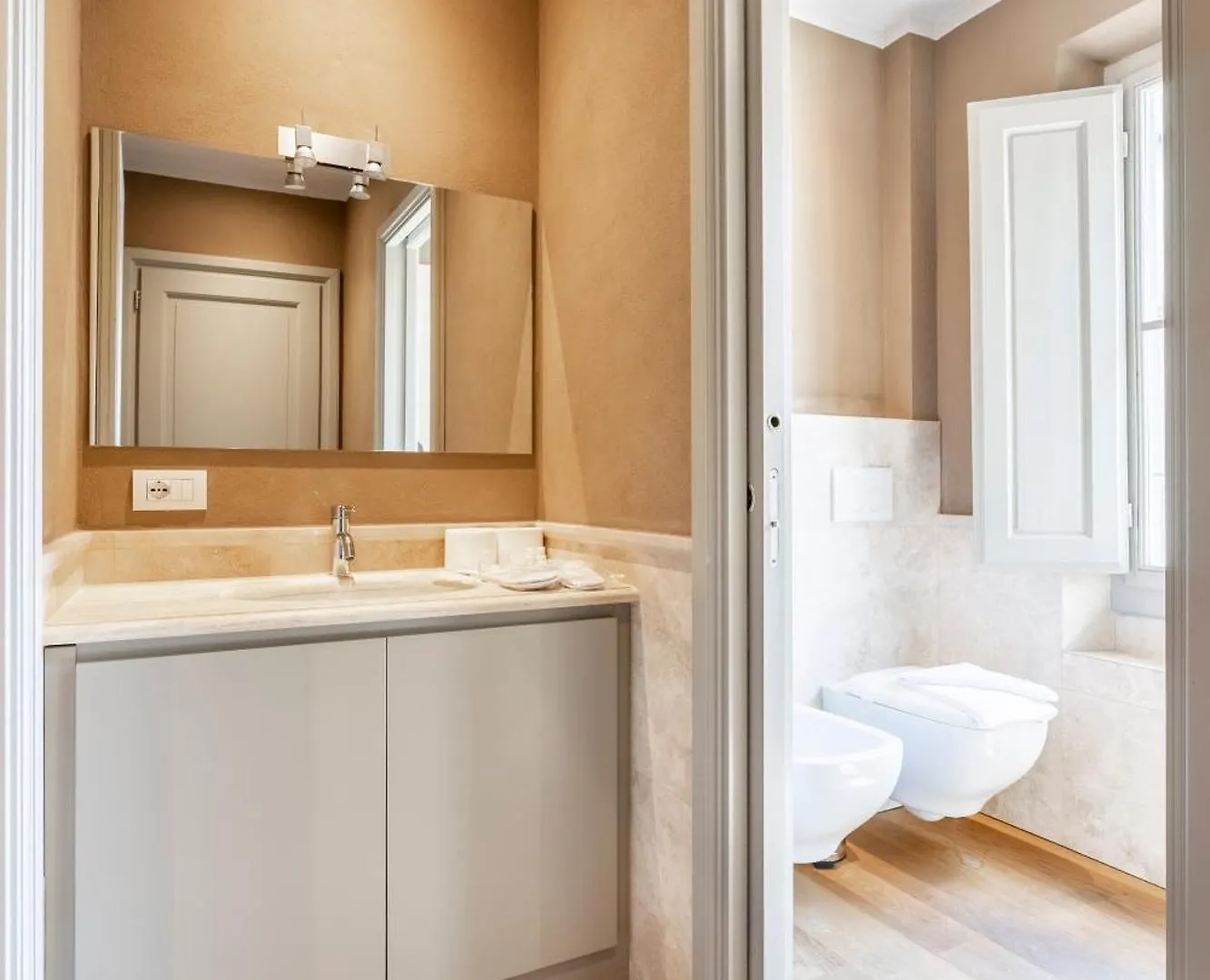 Lux Penthouse Palazzo Strozzi Apartment Florence Italy